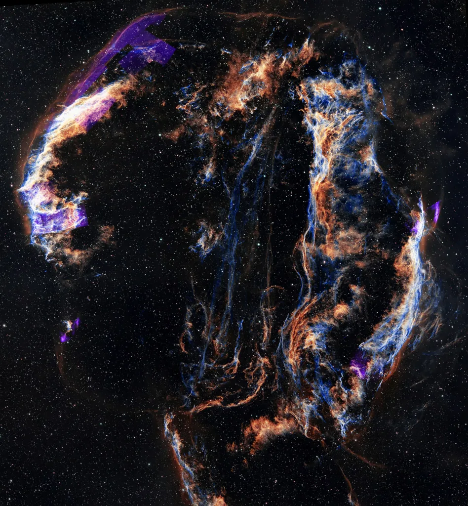 Лучшие космические снимки 2025 года 3 ostatok sverhnovoj kassiopeya a petlya lebedya